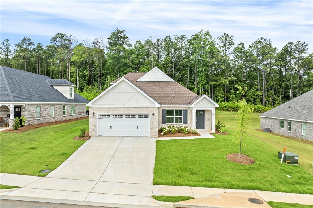 829 BRIDGE, Auburn, AL, 36832
