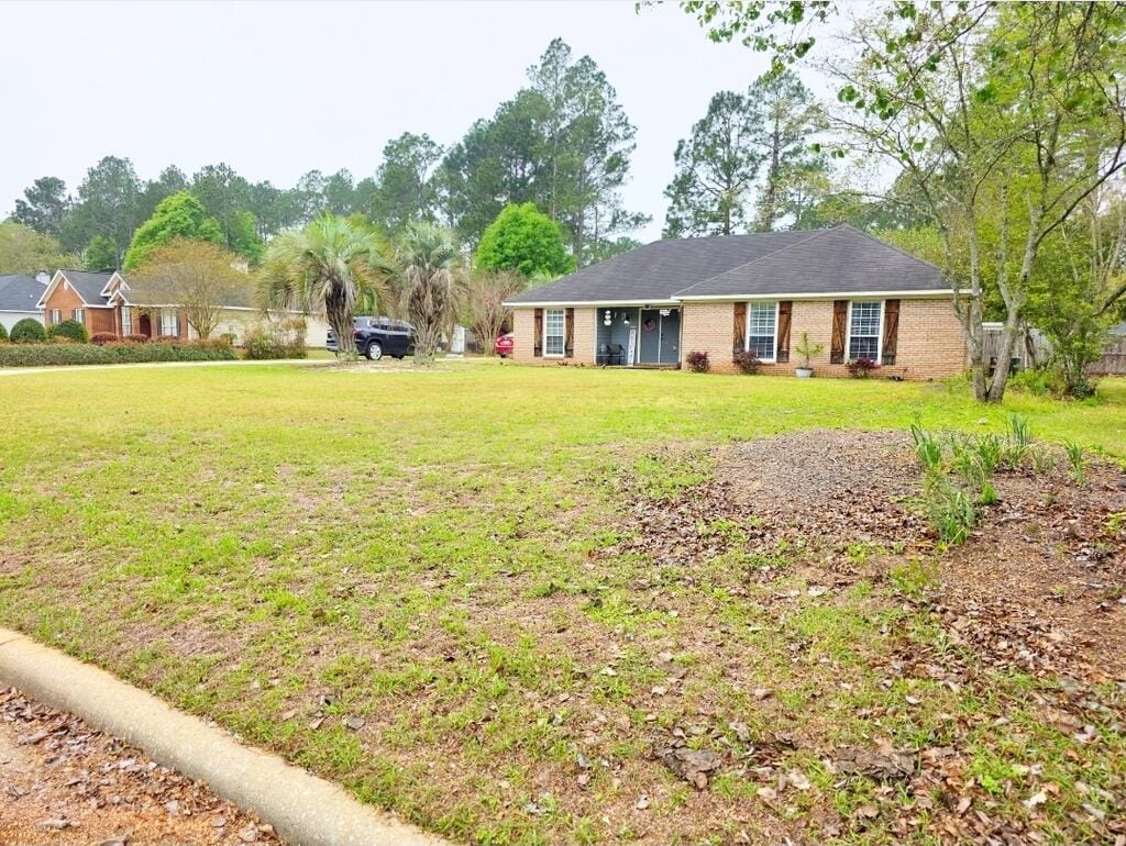 110 Maggie Ct, Leesburg, GA 31763