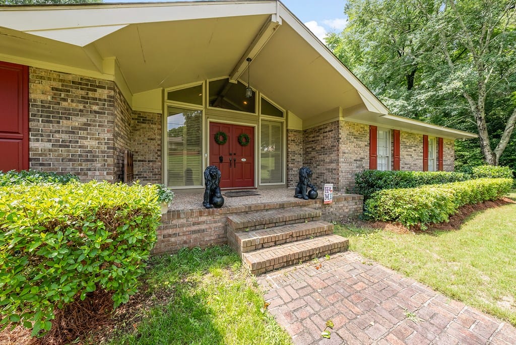 1311 Melanie Ln, Phenix City, AL 36867