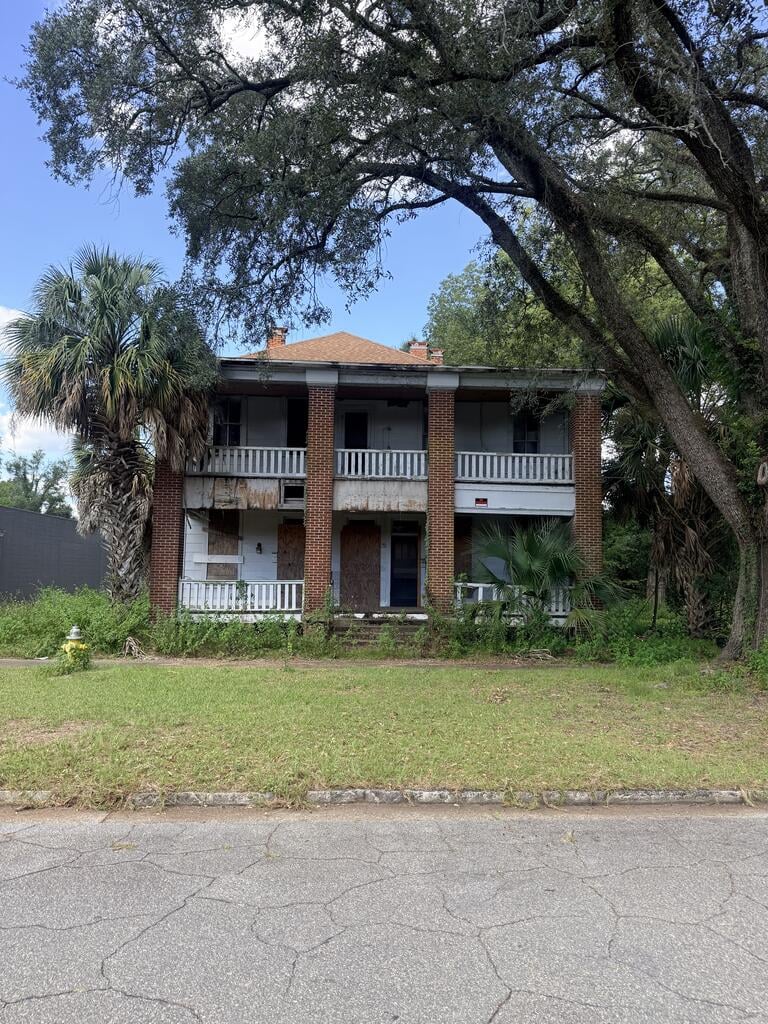 211 W Residence Ave, Albany, GA 31701