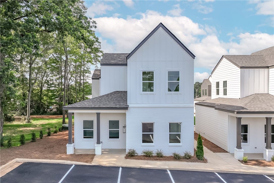 618 Martin Luther King Dr #1, Auburn, AL 36832