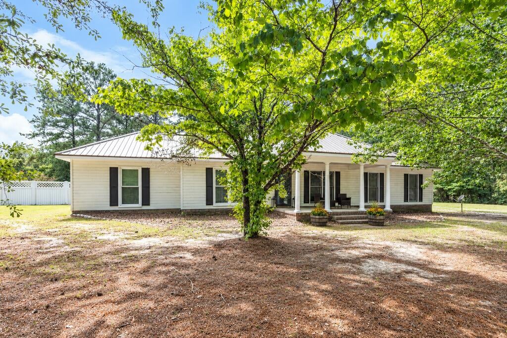 183 Hickory Nut Hollow, Box Springs, GA 31801