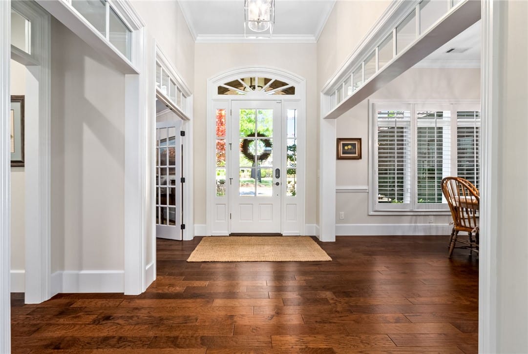 2132 LAKE, Auburn, AL, 36830, Entry way with transom windows