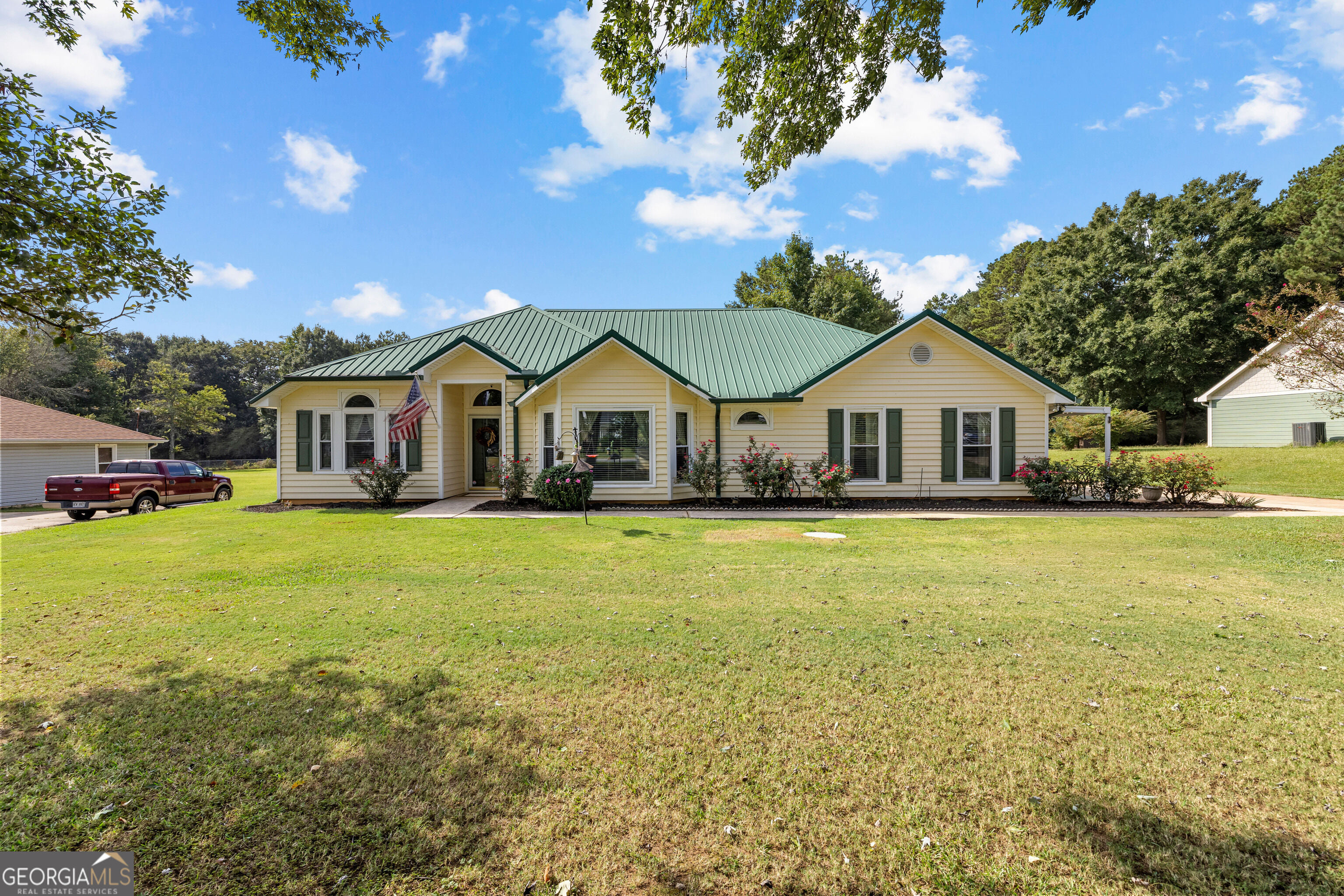 95 Firethorne Dr, Newnan, GA 30265