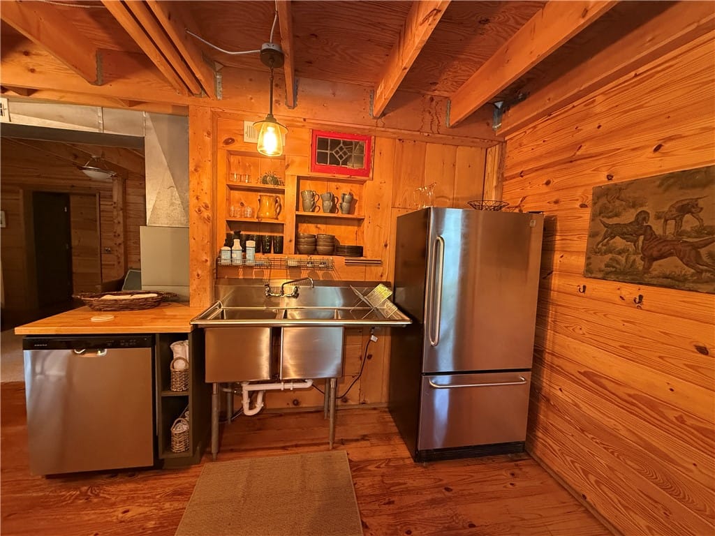 81 FOREST, Notasulga, AL, 36866 — Photo 3