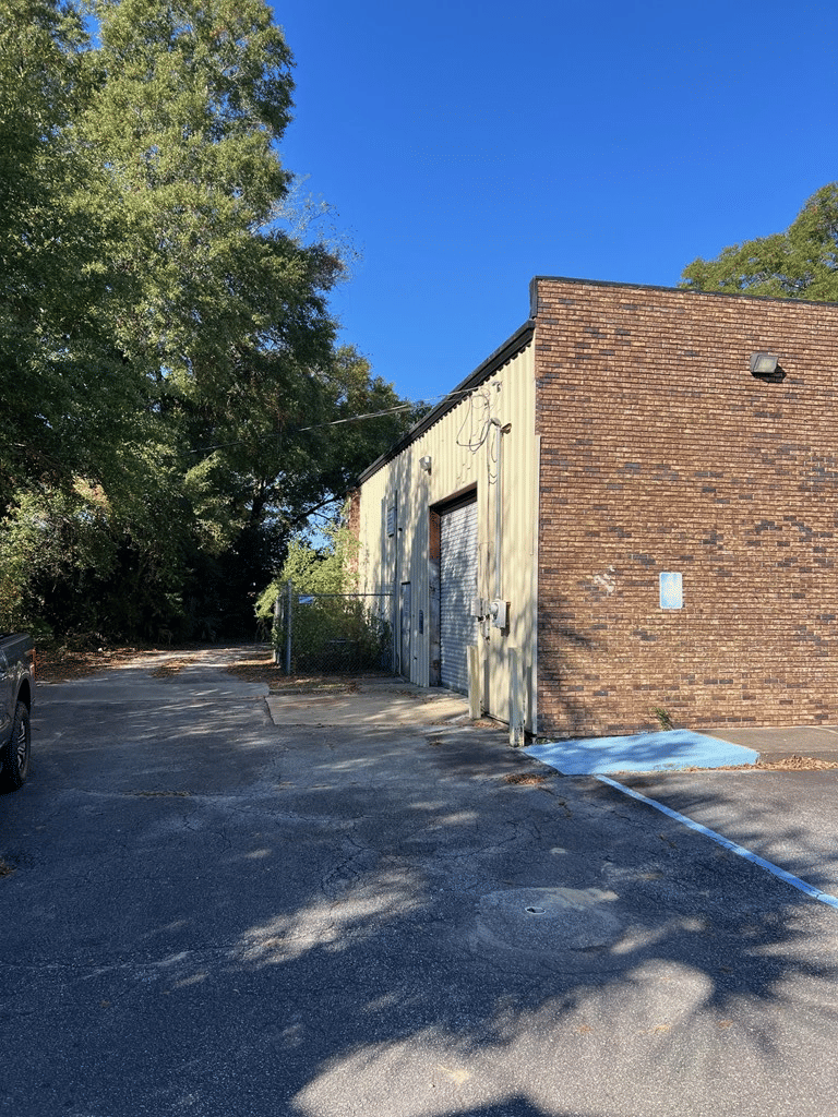 101 S Davis St, Albany, GA 31701