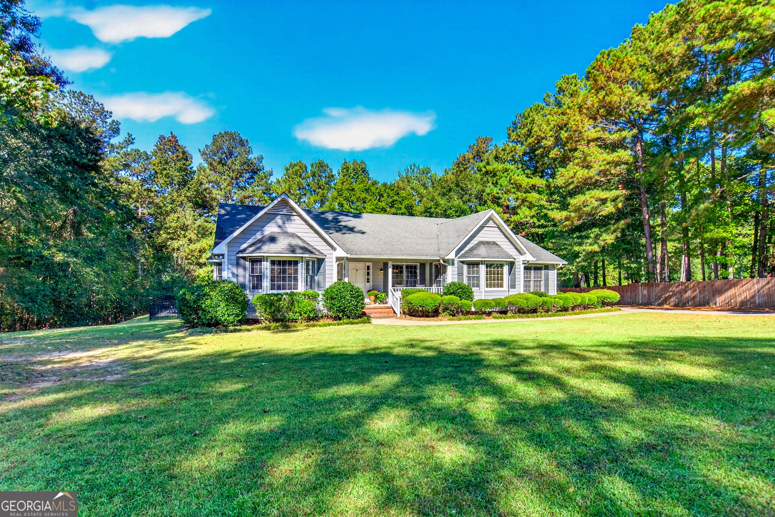 115 Sunny Point Cir, LaGrange, GA 30240