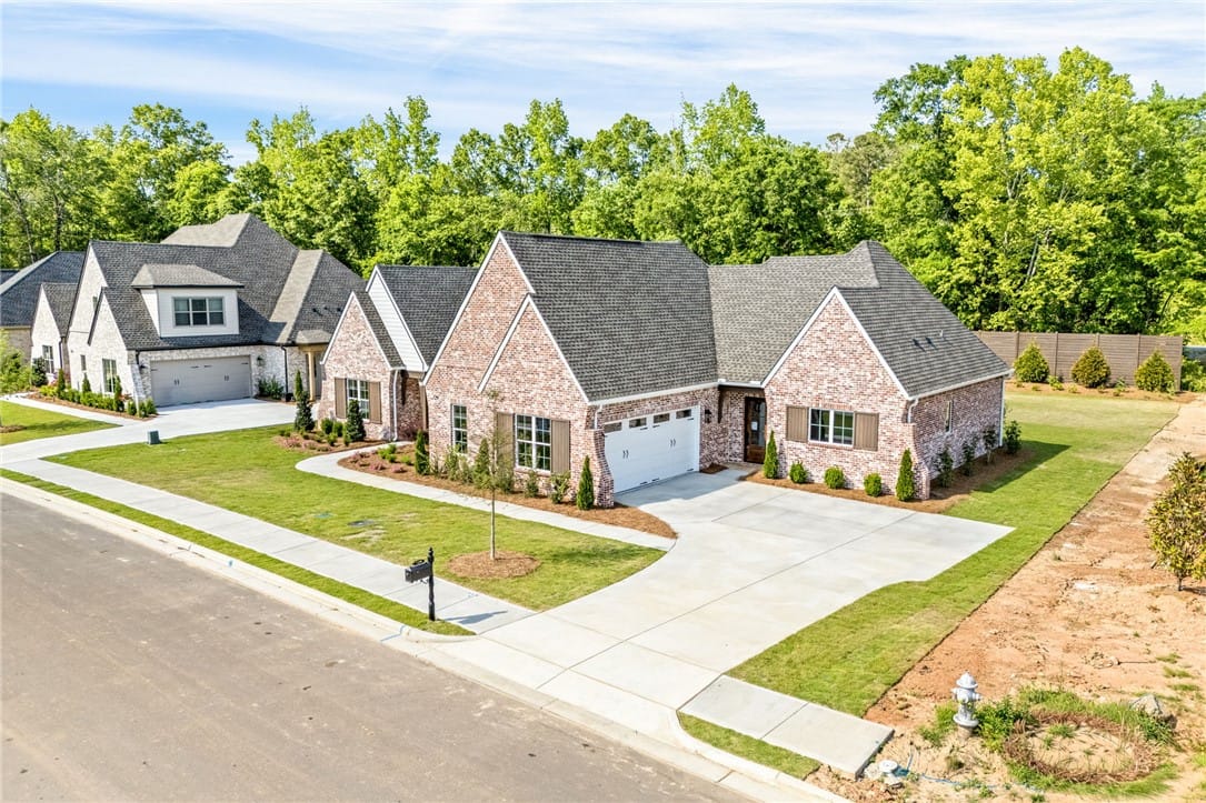 729 Bethesda Court, Auburn, AL 36830, USA, This newly constructed home boasts a charming bric