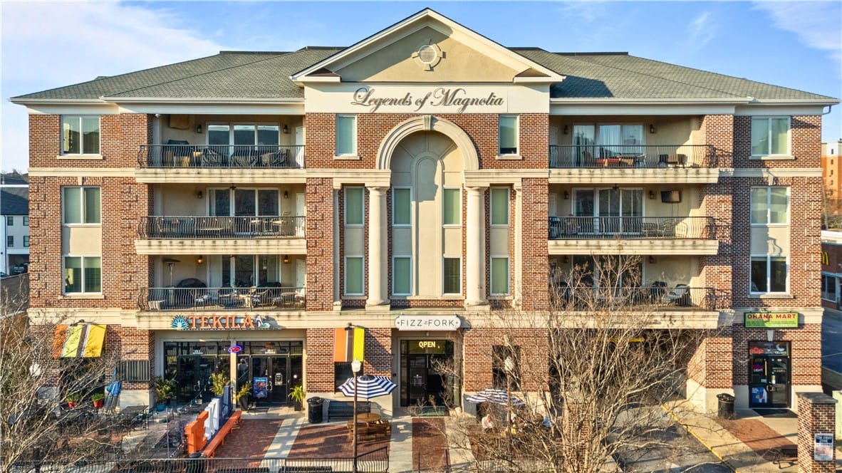 234 E Magnolia Ave #212, Auburn, AL 36830