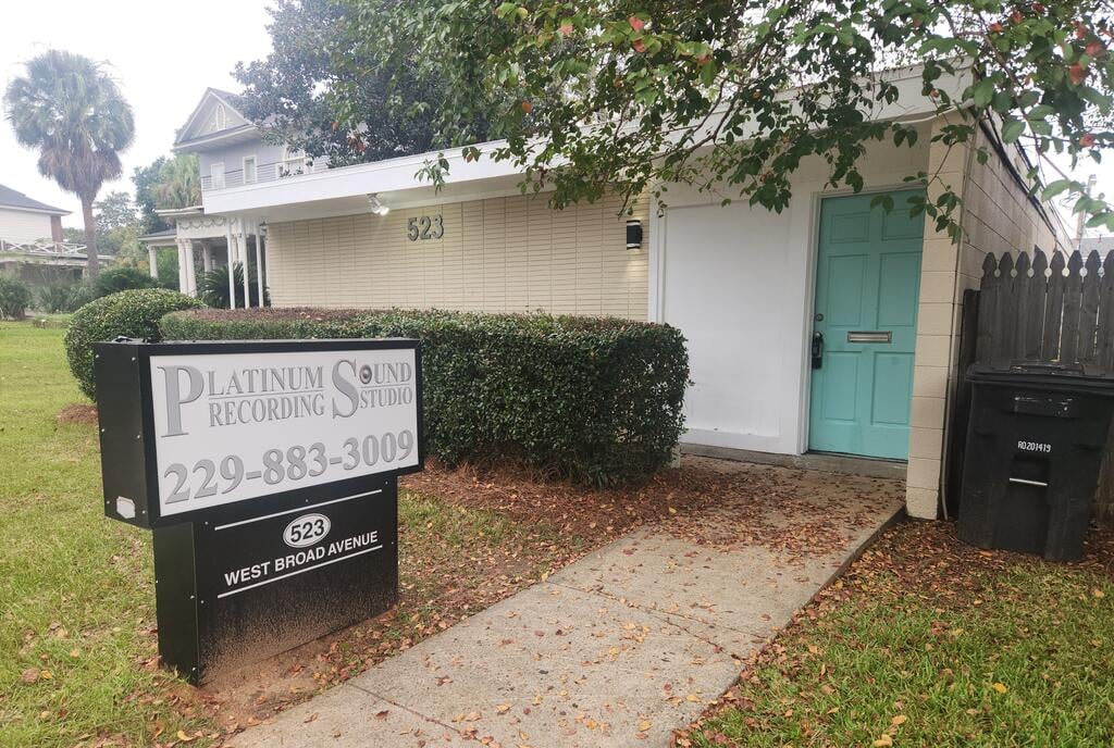 523 W Broad Ave, Albany, GA 31701