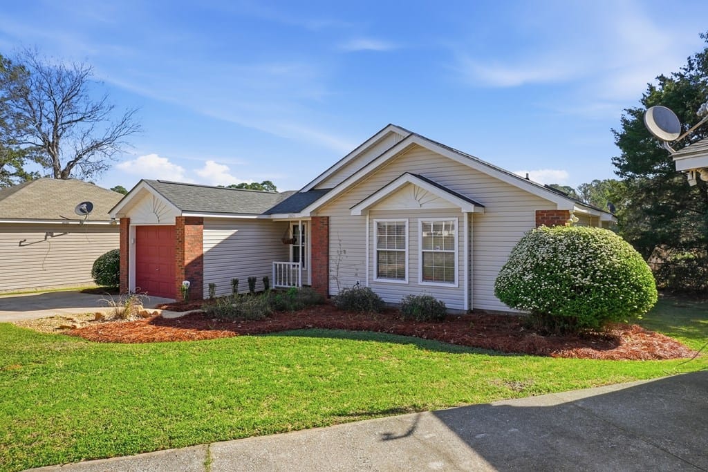 2805 Stonewater Dr, Albany, GA 31721, USA