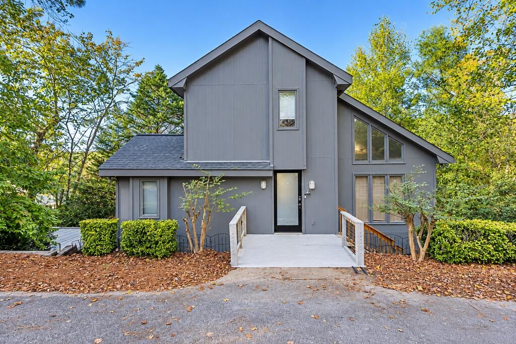 201 Bonnie Dr, Fortson, GA 31808, BEAUTIFUL CONTEMPORARY HOME