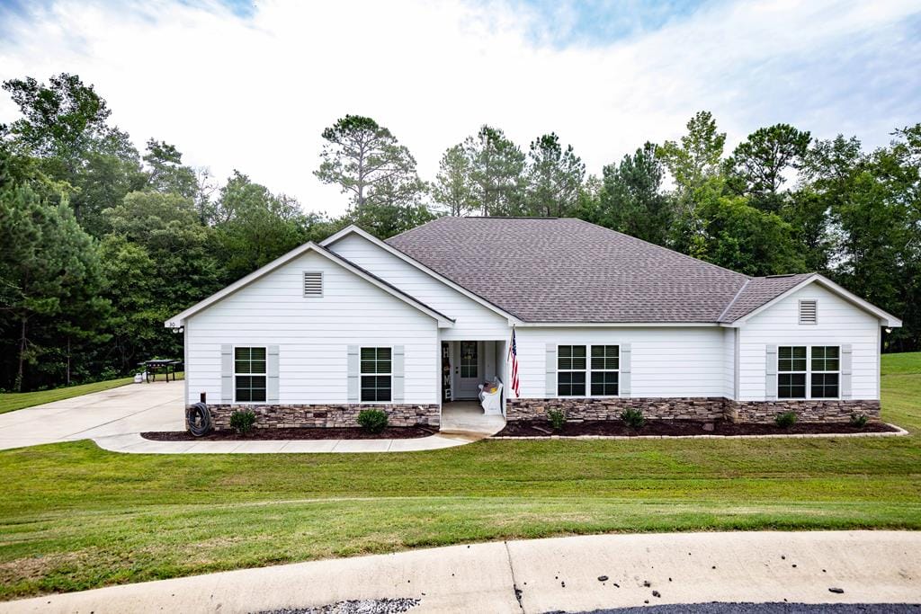 30 Veterans Court, Fort Mitchell, AL, 36856