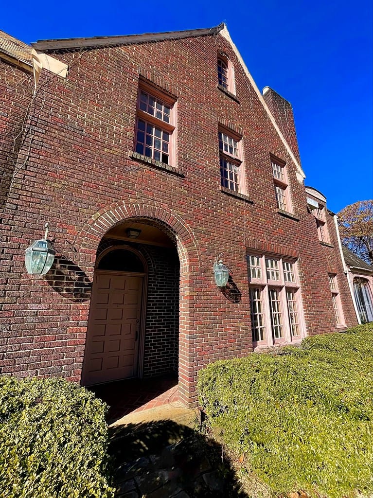 1107 North Jefferson Street, Albany, GA, 31701 — Photo 3