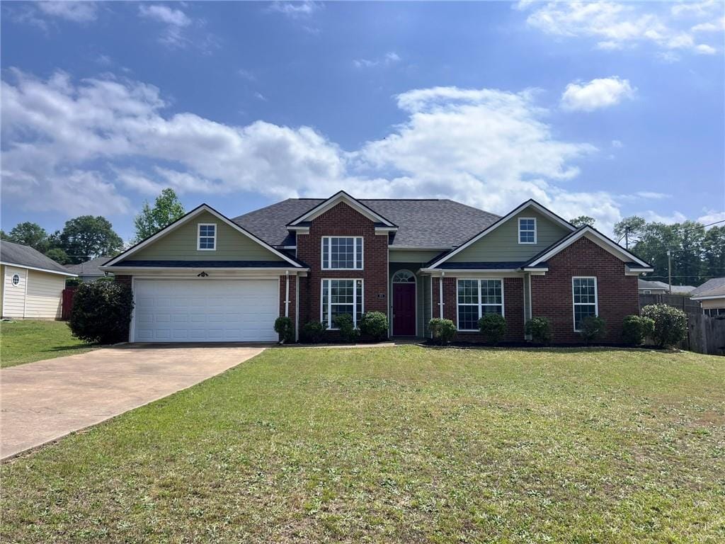 11 Redwood, Phenix City, AL, 36869