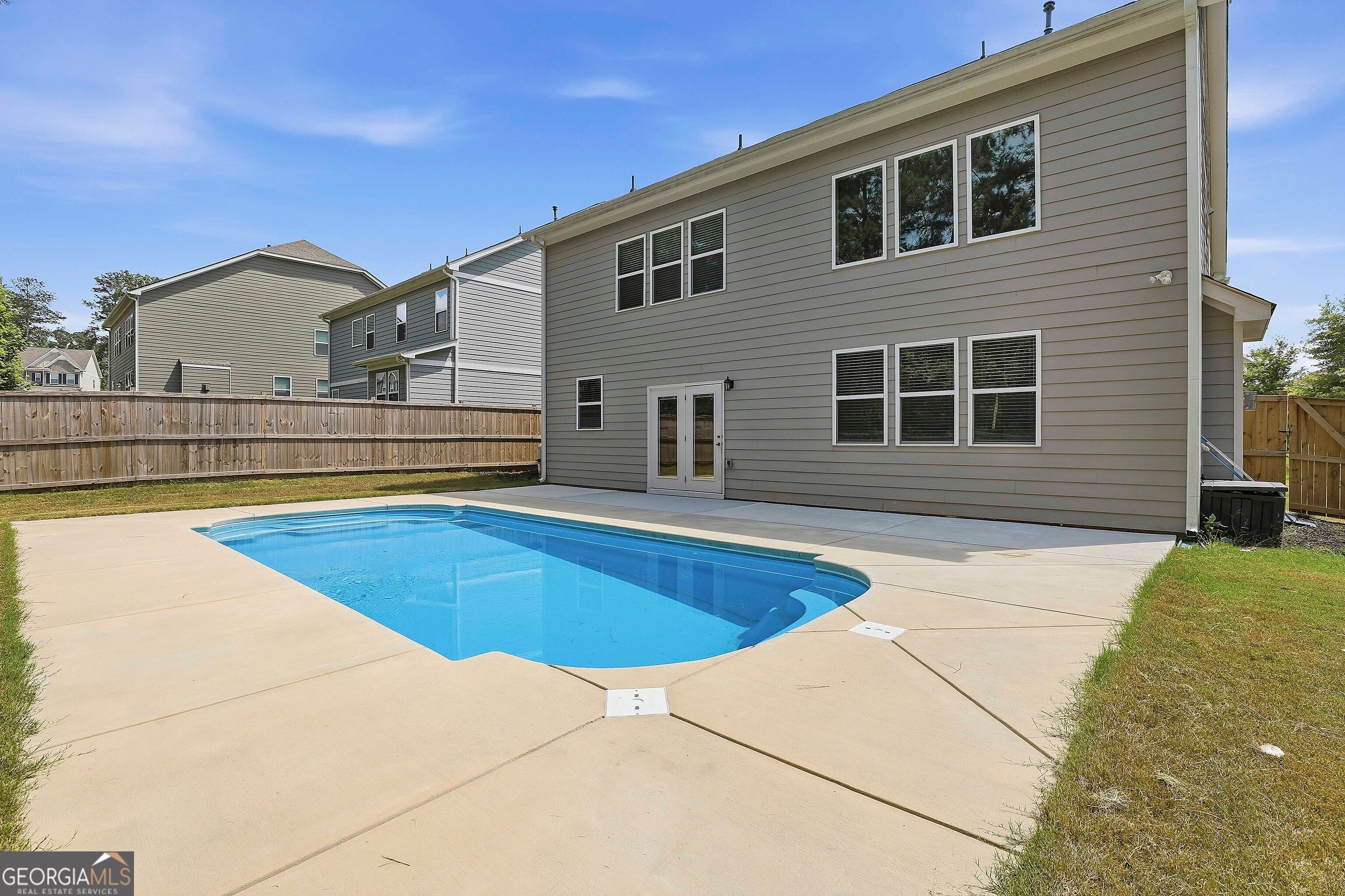 30 Braemore Ln, Newnan, GA 30263