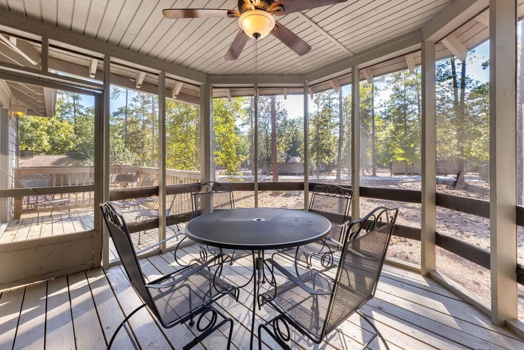 2235 Holly Ln, Pine Mountain, GA 31822