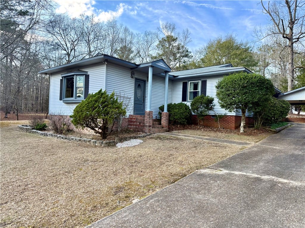 2300 South Uniroyal Road, Opelika, AL, 36804