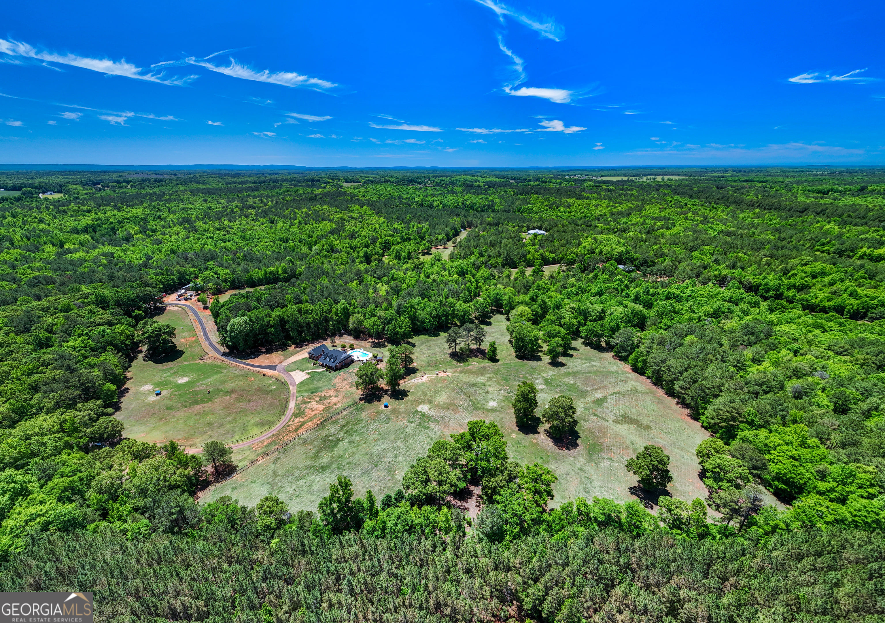 529 Floyd Rd, Pine Mountain, GA 31822