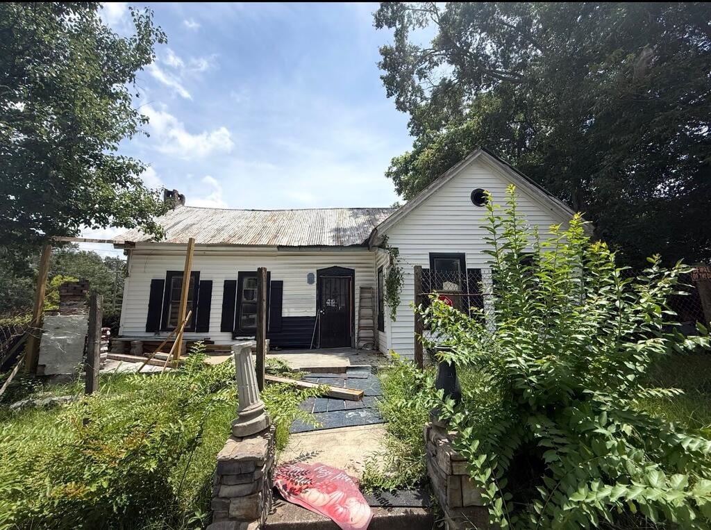 522 Seale Rd, Phenix City, AL 36867