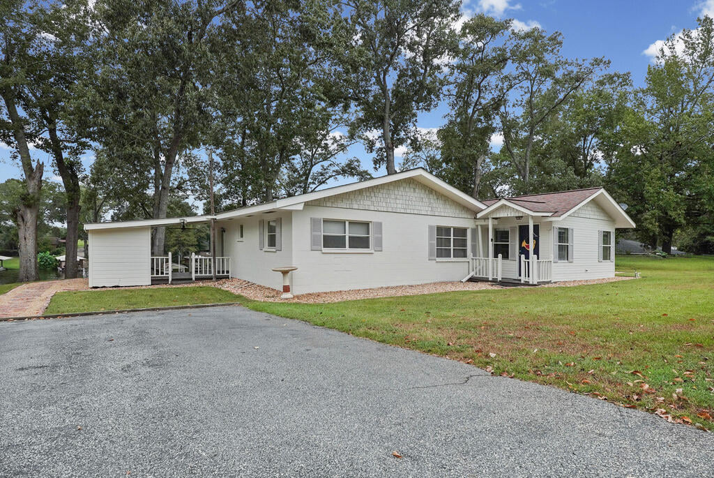 736 Spring Creek Rd, Warwick, GA 31796