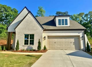586 GLENVIEW, Auburn, AL, 36830