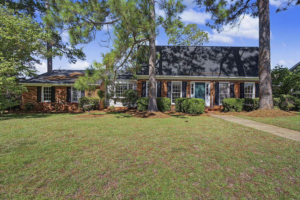 2205 Star Ln, Albany, GA 31707