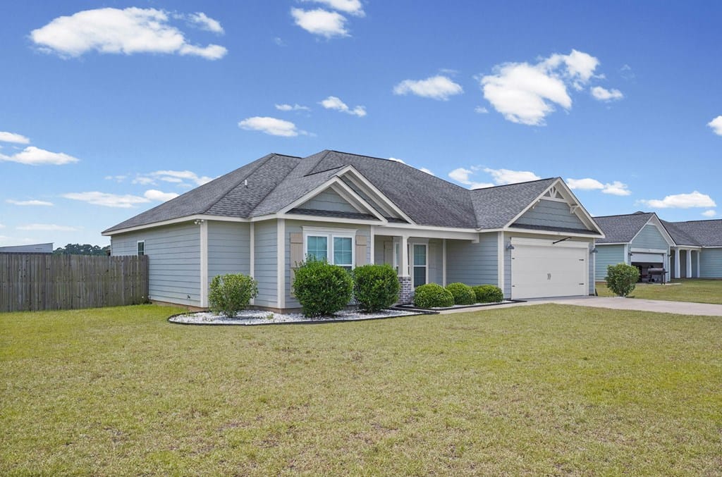 153 Live Oak Drive, Leesburg, GA 31763