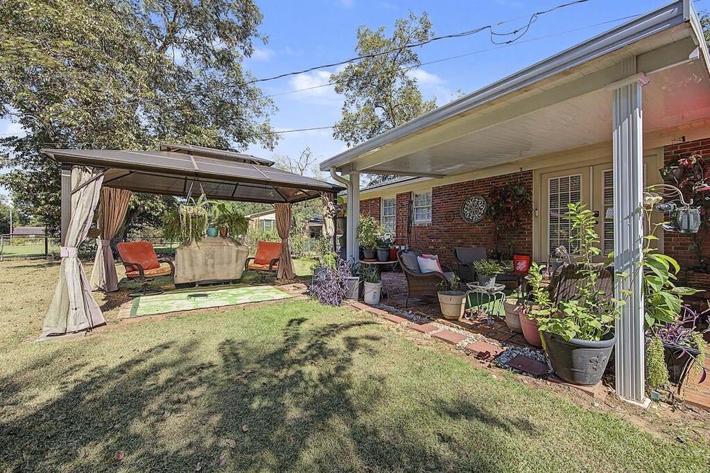 3213 Higgins Dr, Albany, GA 31721