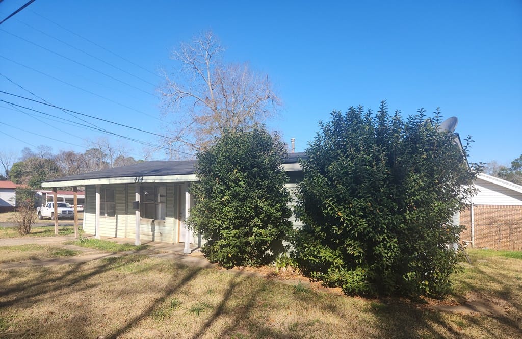 414 2nd Ave SE, Dawson, GA 39842