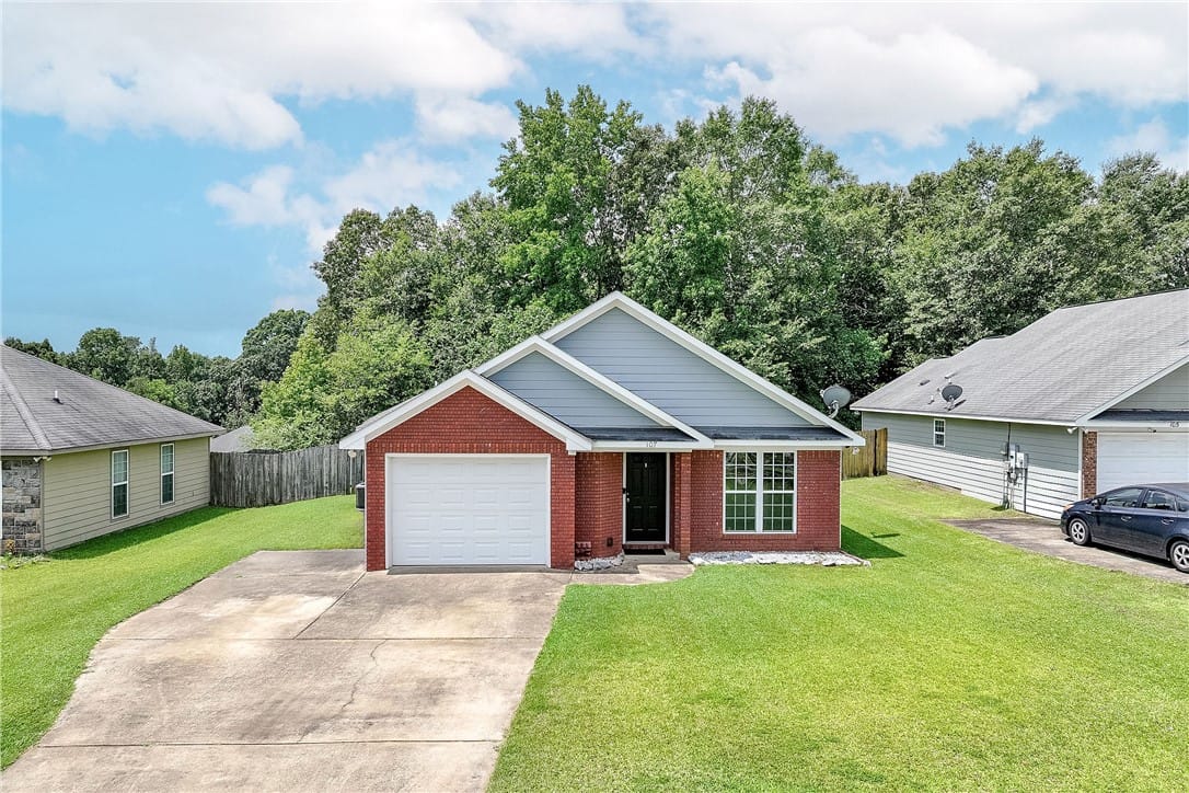 107 Southridge Court, Opelika, AL, 36804