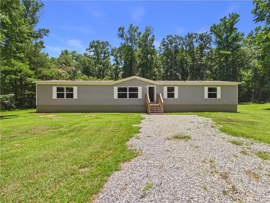 37 Bragg Dr, Pittsview, AL 36871