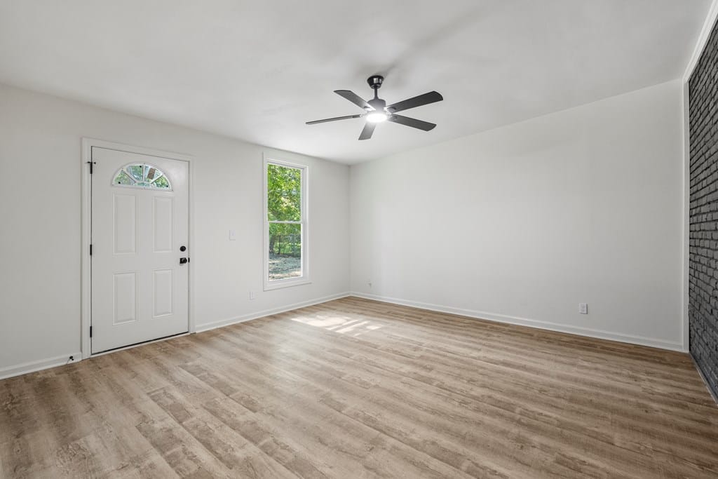 2322 Laurel Dr, Columbus, GA 31907