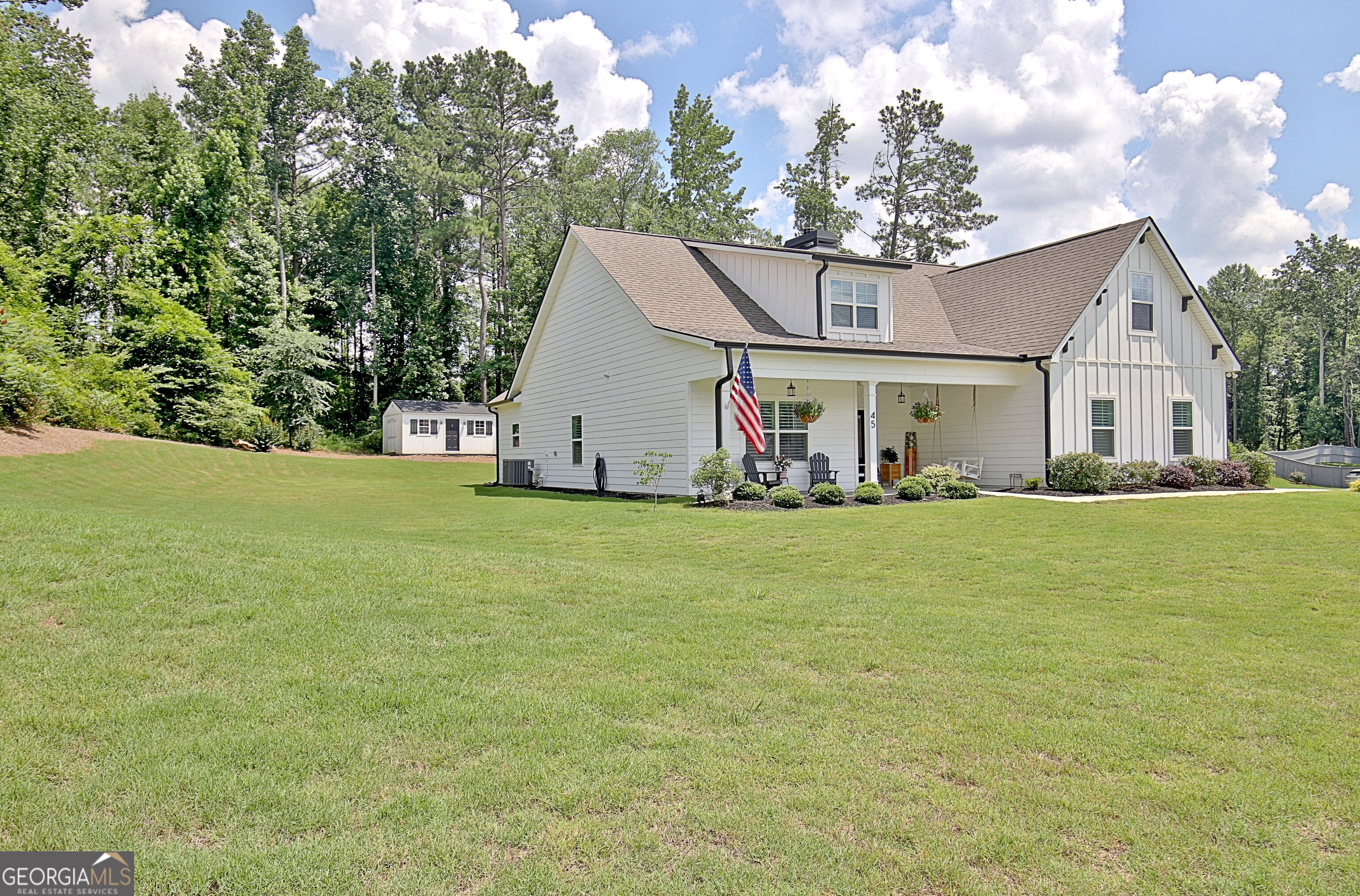 45 Oak Creek Pass, Newnan, GA 30263, USA