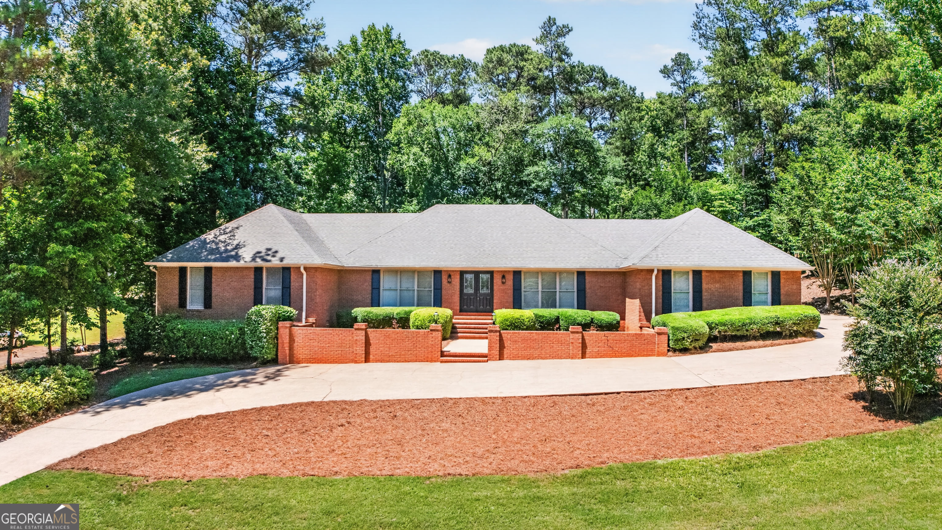 312 Ashford Circle, LaGrange, GA, 30240