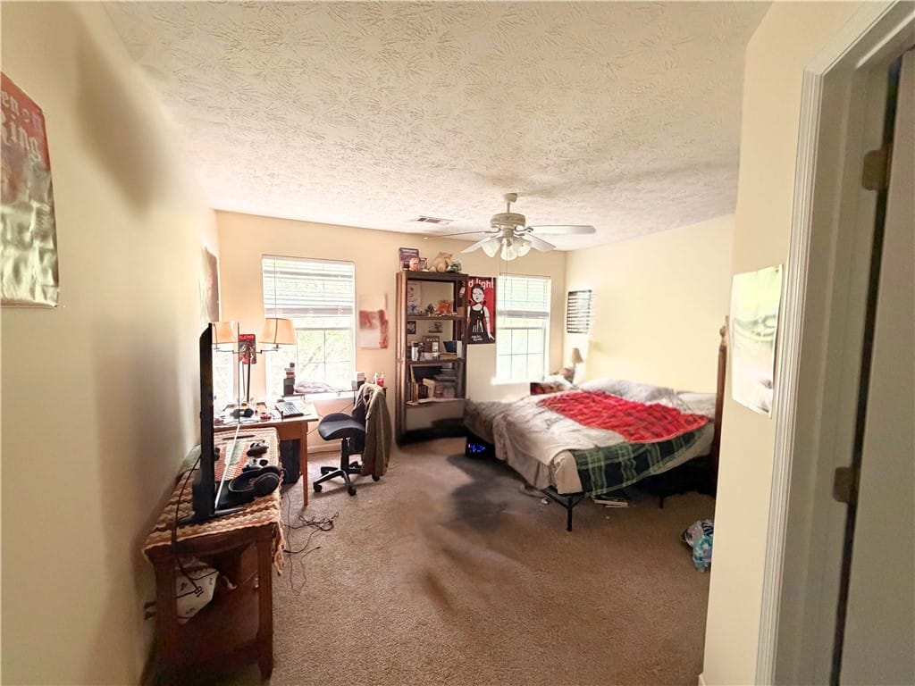 818 Greenwood Dr, Auburn, AL 36832, Primary Bedroom Upstairs with Ensuite Bathroom - I