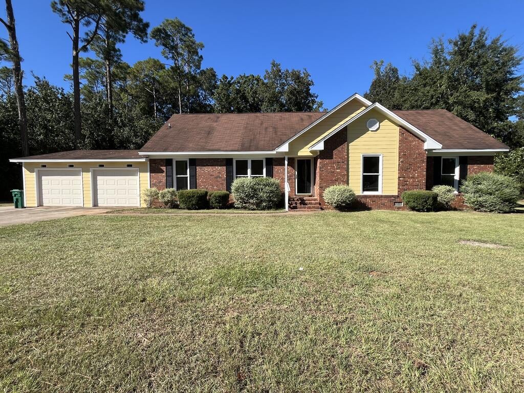 530 Iveys Scenic Dr, Albany, GA 31721