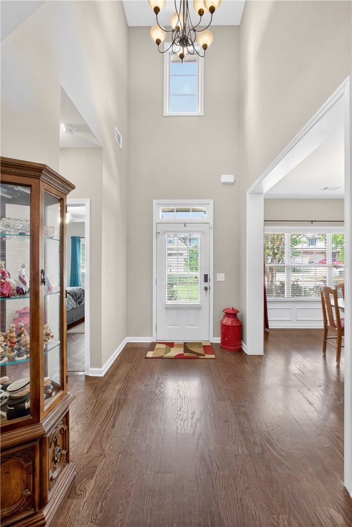 2924 Stillwood Way, Opelika, AL 36804, USA, A graceful entrance boasts a soaring ceiling, lust
