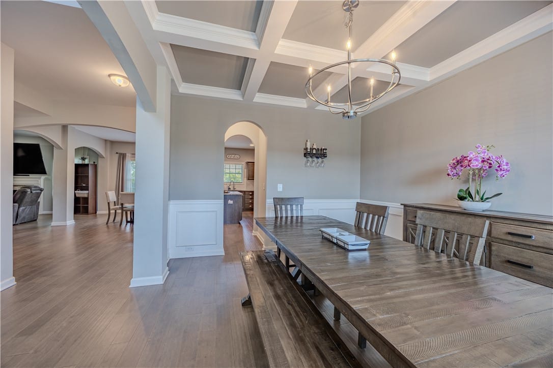 575 NORTHBROOK, Opelika, AL, 36801, Formal gatherings find their perfect setting in th