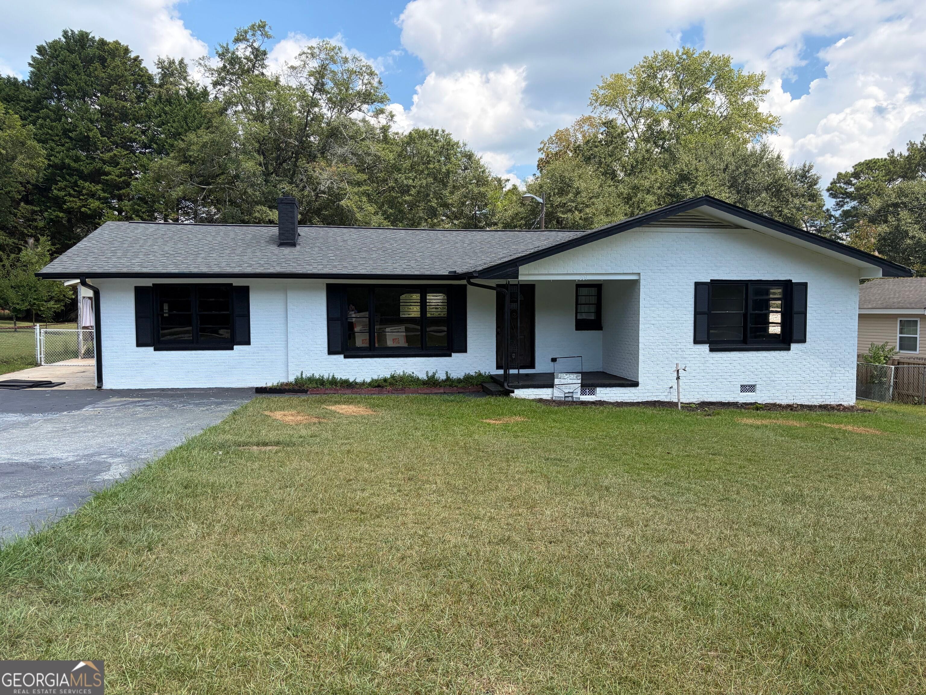 204 Diane Dr, Thomaston, GA 30286