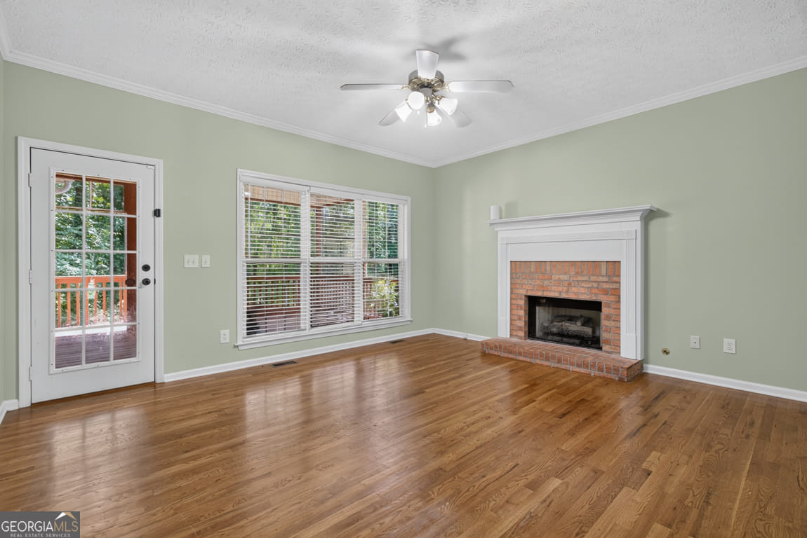 60 Tyler Woods Dr, Sharpsburg, GA 30277
