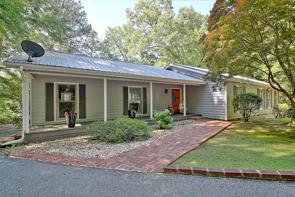 1693 Quail Hollow Drive, Hamilton, GA, 31811-3414