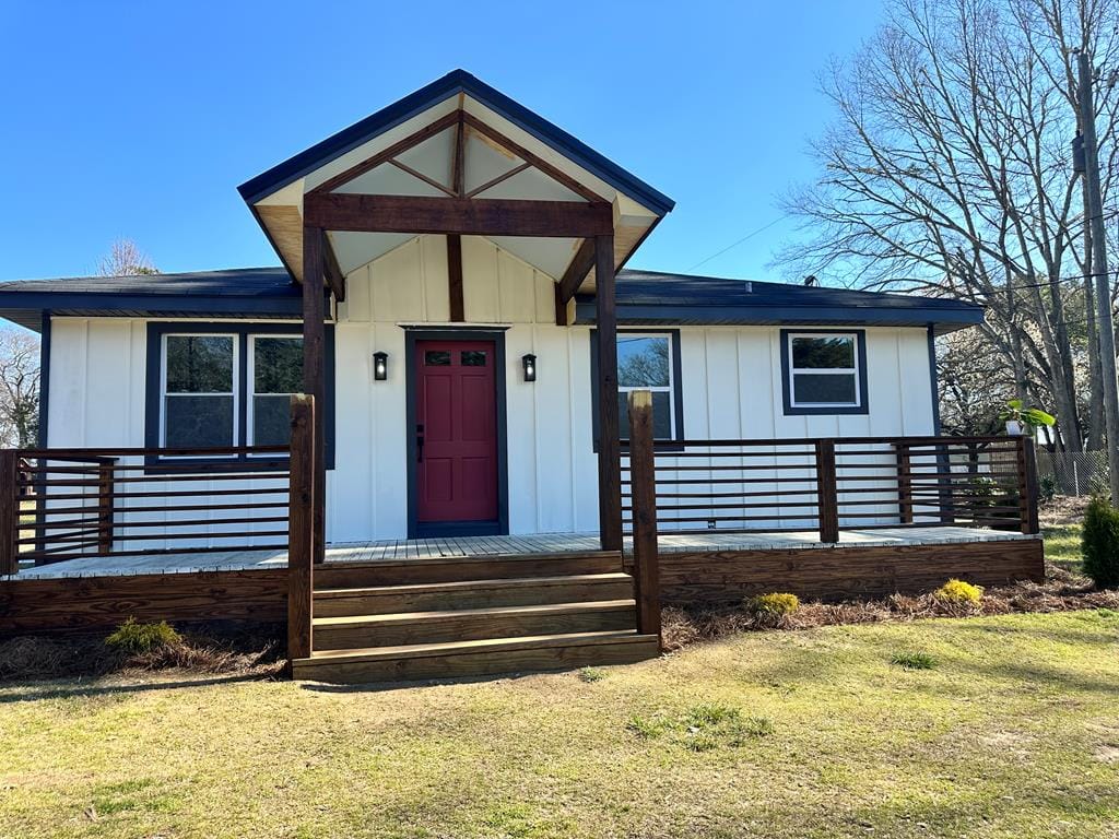 15 Lee Road, Smiths Station, AL, 36877