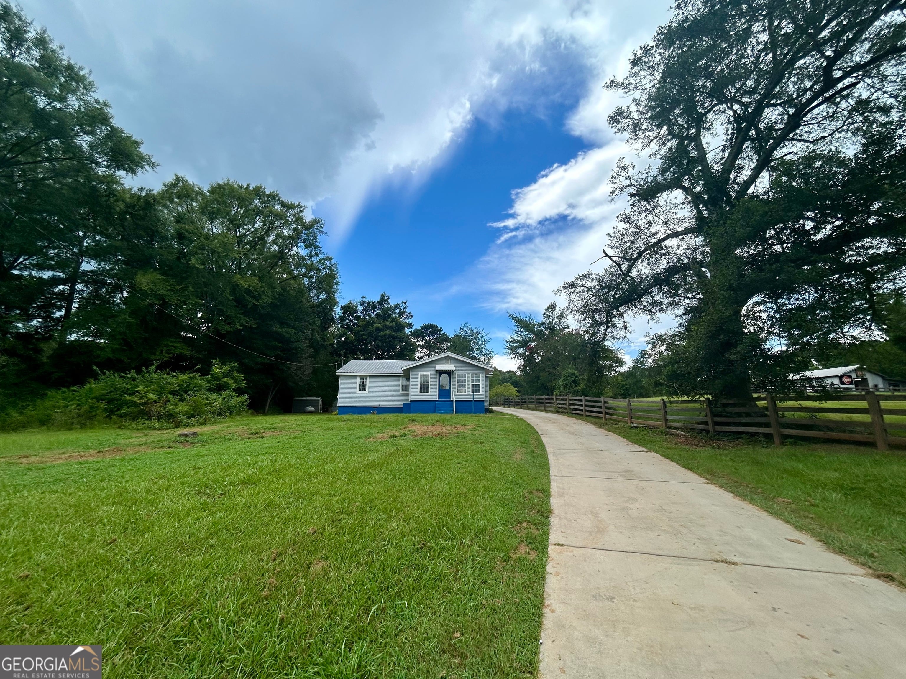1006 Wares Cross Rd, LaGrange, GA 30240