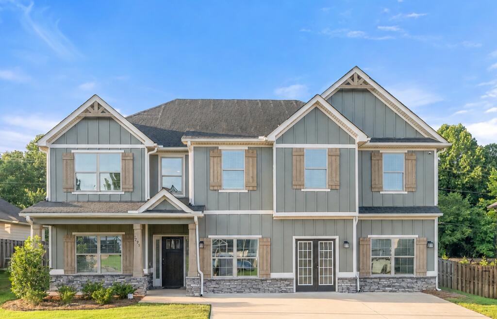 1795 Solamere Ct, Auburn, AL 36832