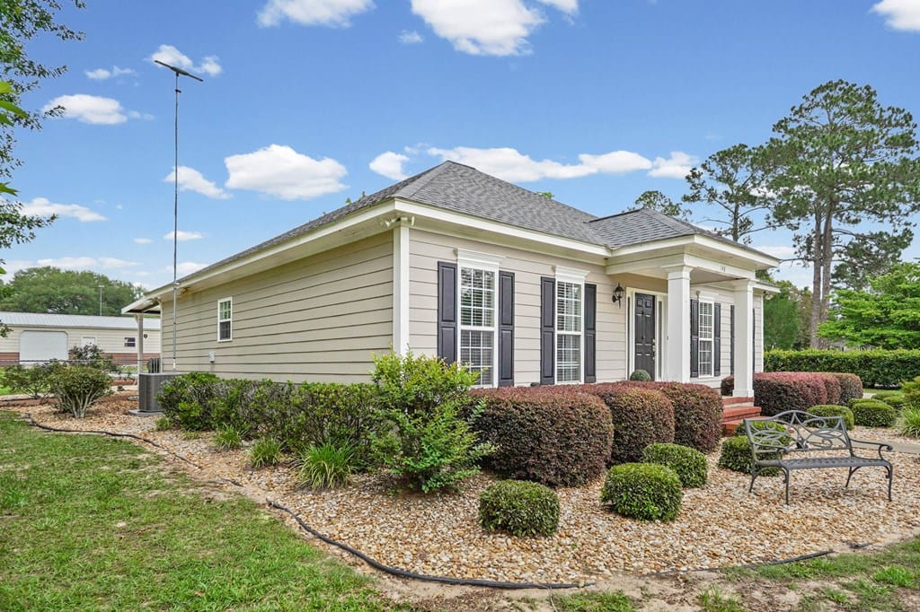 148 Linden Rd W, Leesburg, GA 31763