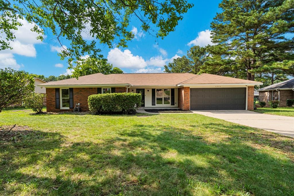 6925 Pebble Ct, Columbus, GA 31907