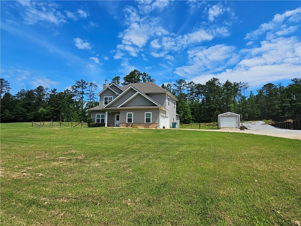 1076 Cummings Rd, Smiths Station, AL 36877