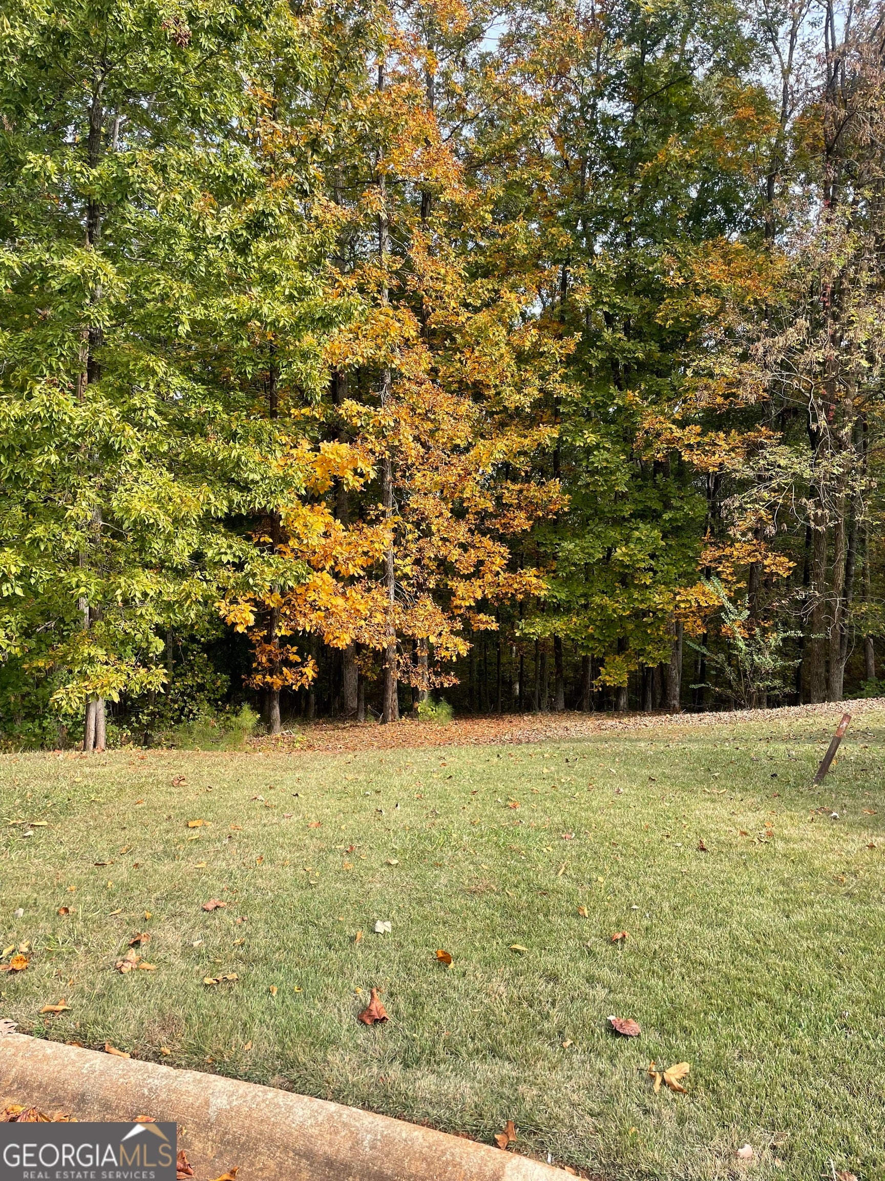 129 Riverbluff, Lagrange, GA, 30240