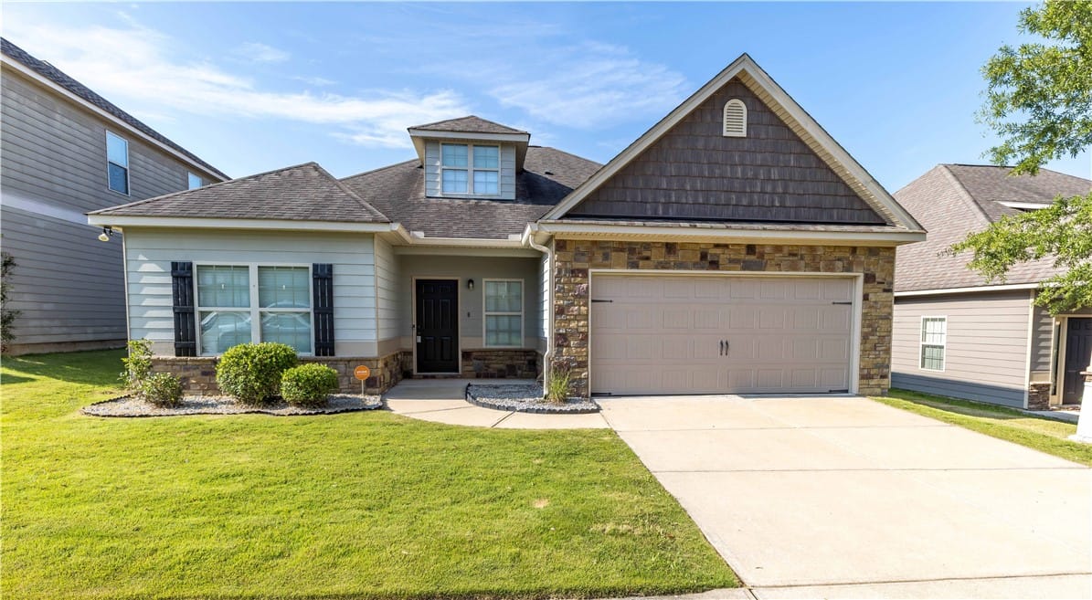 8 Ivy Lane, Phenix City, AL, 36867
